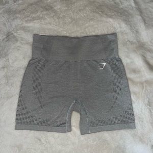 Gymshark shorts - light grey - M